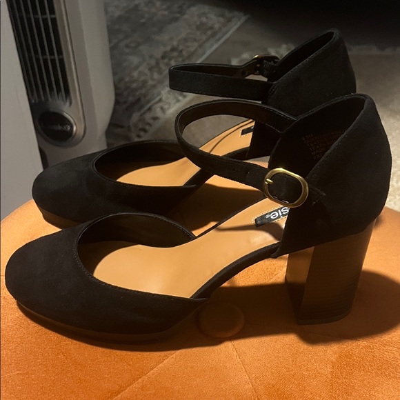 Kensie Shoes - Kensie Black Block Heel Shoes